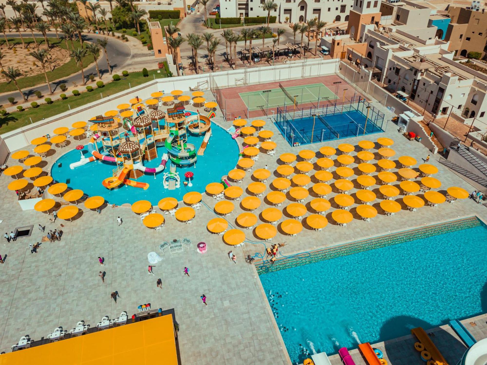 منتجع Pickalbatros Sands 5*